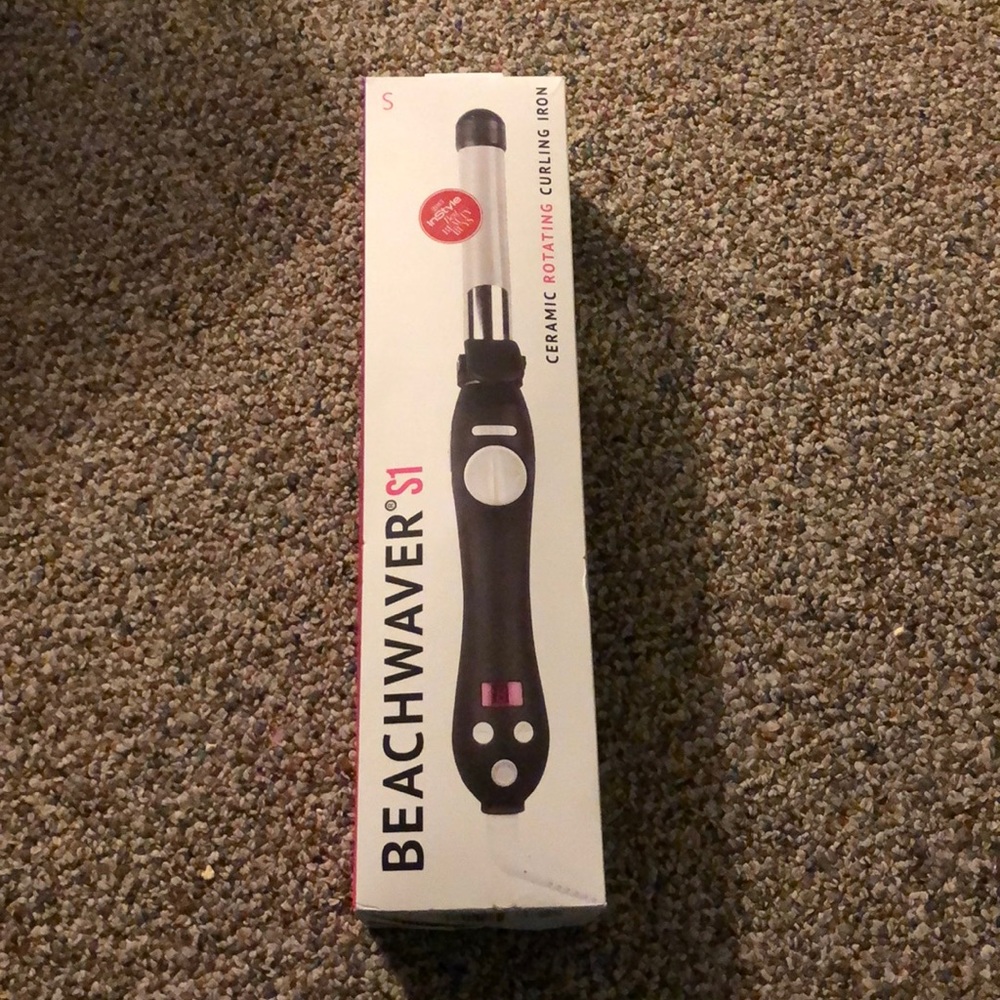 BEACHWAVER S1 Ceramic Rotating Curling Iron NIB